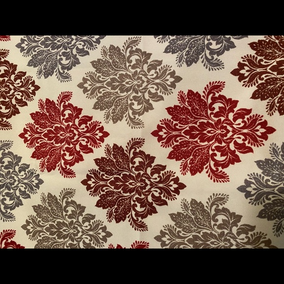 Curtains - Picture 2 of 6